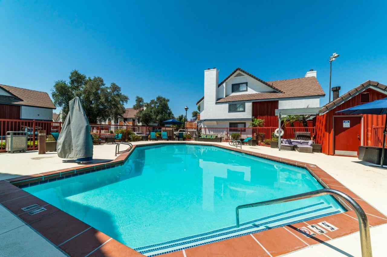 Metro Phx Studio Queen Sleeps 4 Heated Pool Phoenix Bagian luar foto